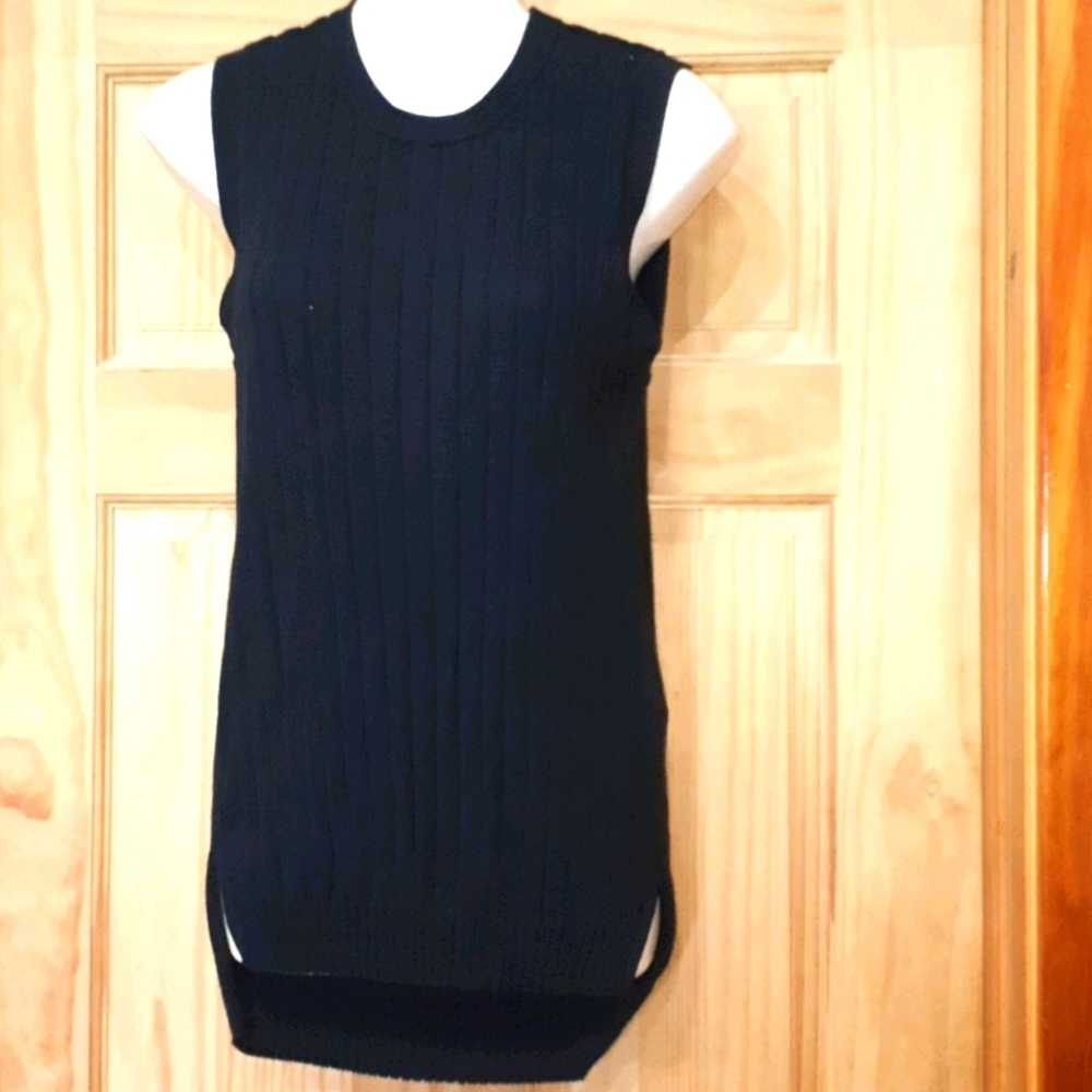 Sleeveless Sweater